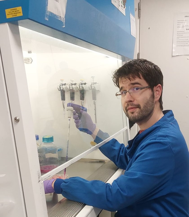Meet Alberto Pradilla-Dieste, Associate Researcher in @AntoranLab with @LupinCambridge funded by @CRUKCamRadNet. He explores combined therapy for oesophageal squamous cell carcinoma using innovative in vitro models. #RadNetResearcherThursdays