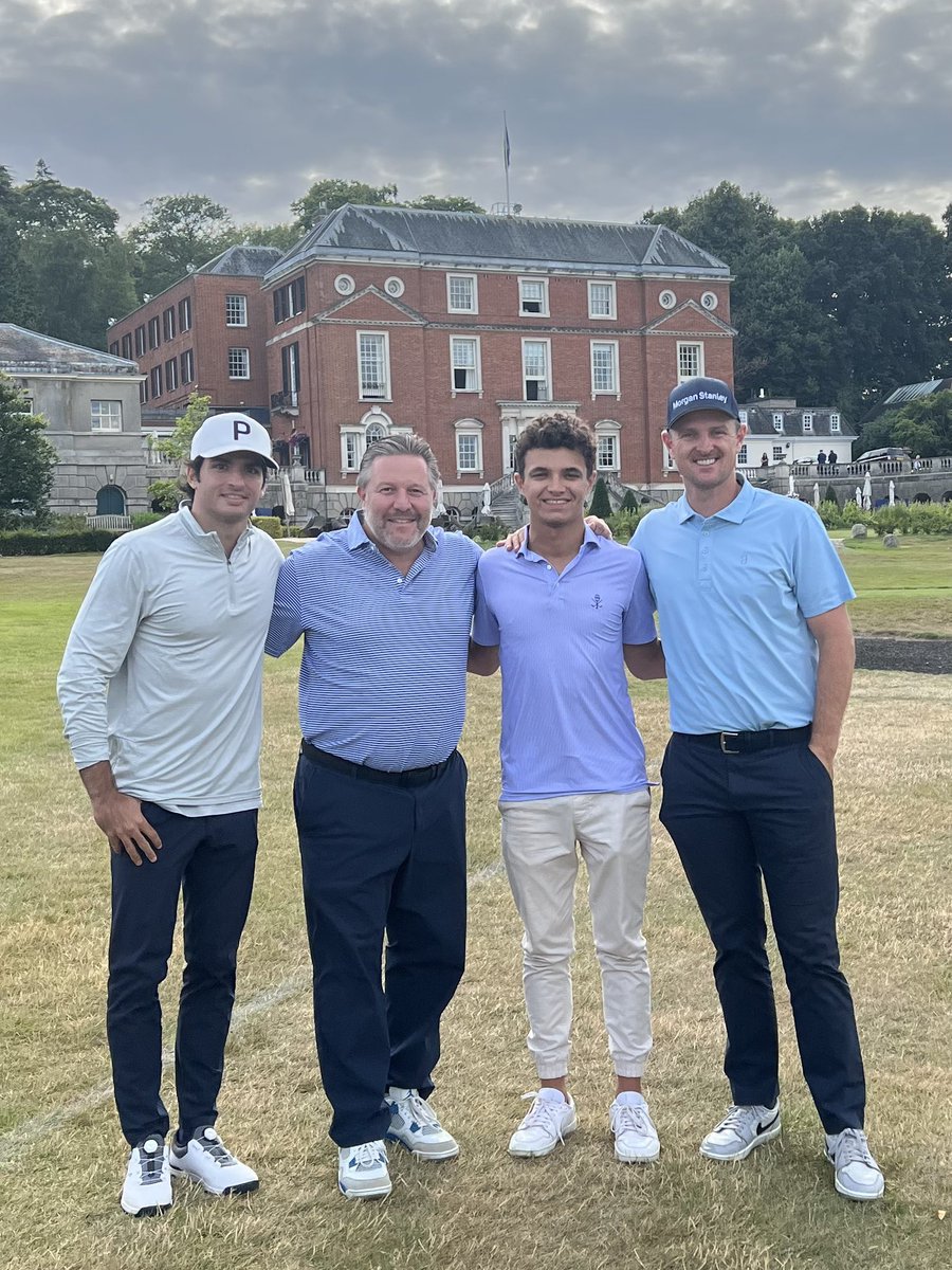 Mega to be here at the opening day of #TheMasters. Good luck to my buddies @McIlroyRory, @collin_morikawa, @joaconiemann, @JonRahmOfficial, @JustinRose99 and all players. Great people, great golf! Maybe one day I’ll get my green jacket. What do you think, @LandoNorris? 👀