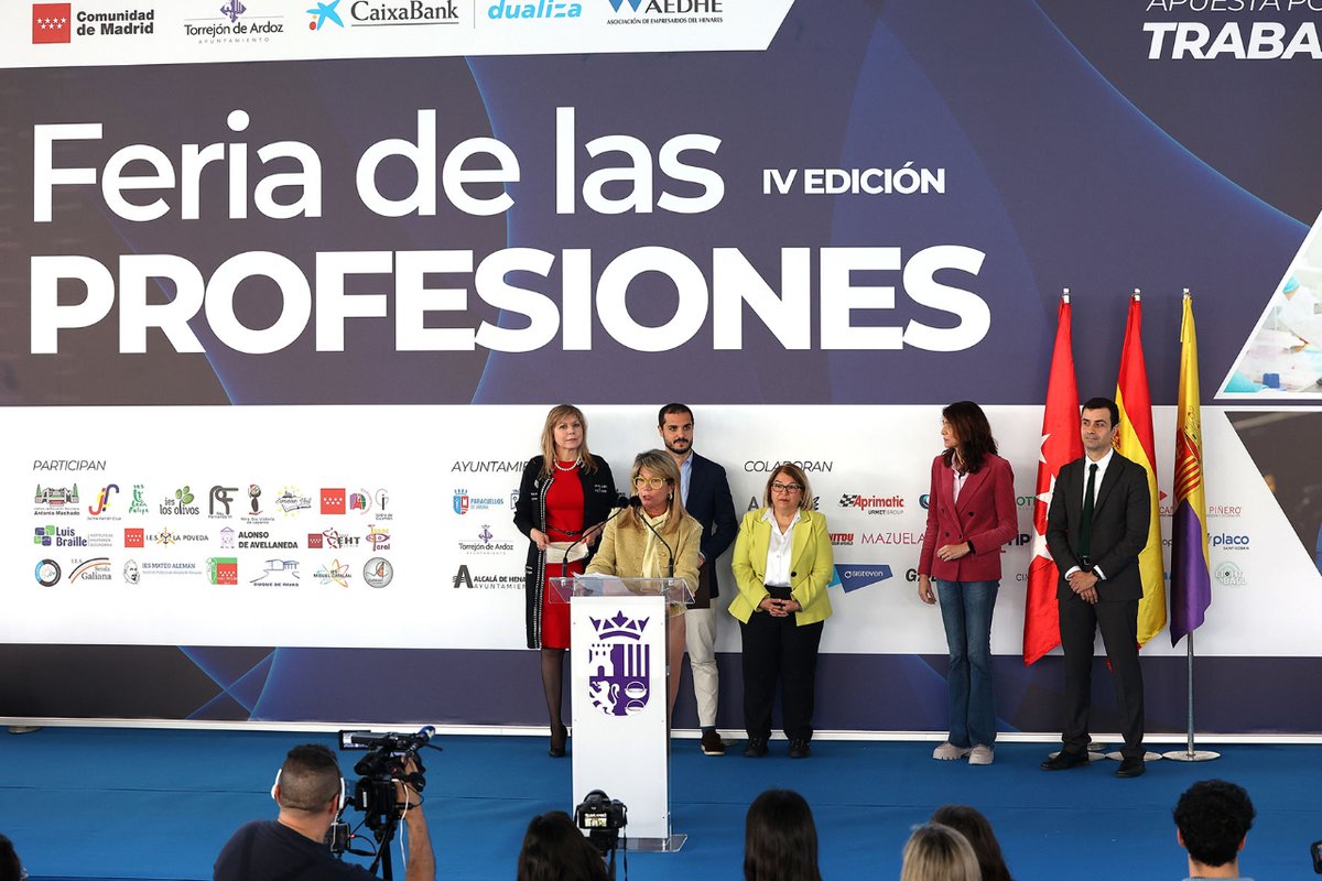 La Asociación de Empresarios del Henares, CaixaBank Dualiza, la Comunidad de Madrid – a través de la Dirección del Área Territorial de Madrid-Este y el Ayuntamiento de Torrejón, celebran hoy la cuarta edición de la Feria de las Profesiones.