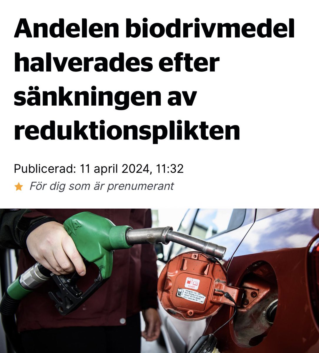 Efter den sänkta reduktionsplikten – halvering av förnybara drivmedel. Nya siffror visar att andelen biodrivmedel minskade från 27 procent 2023 till 14 procent i januari 2024. Mer fossil bensin och diesel —> ökade utsläpp aktuellhallbarhet.se/miljo/mobilite…