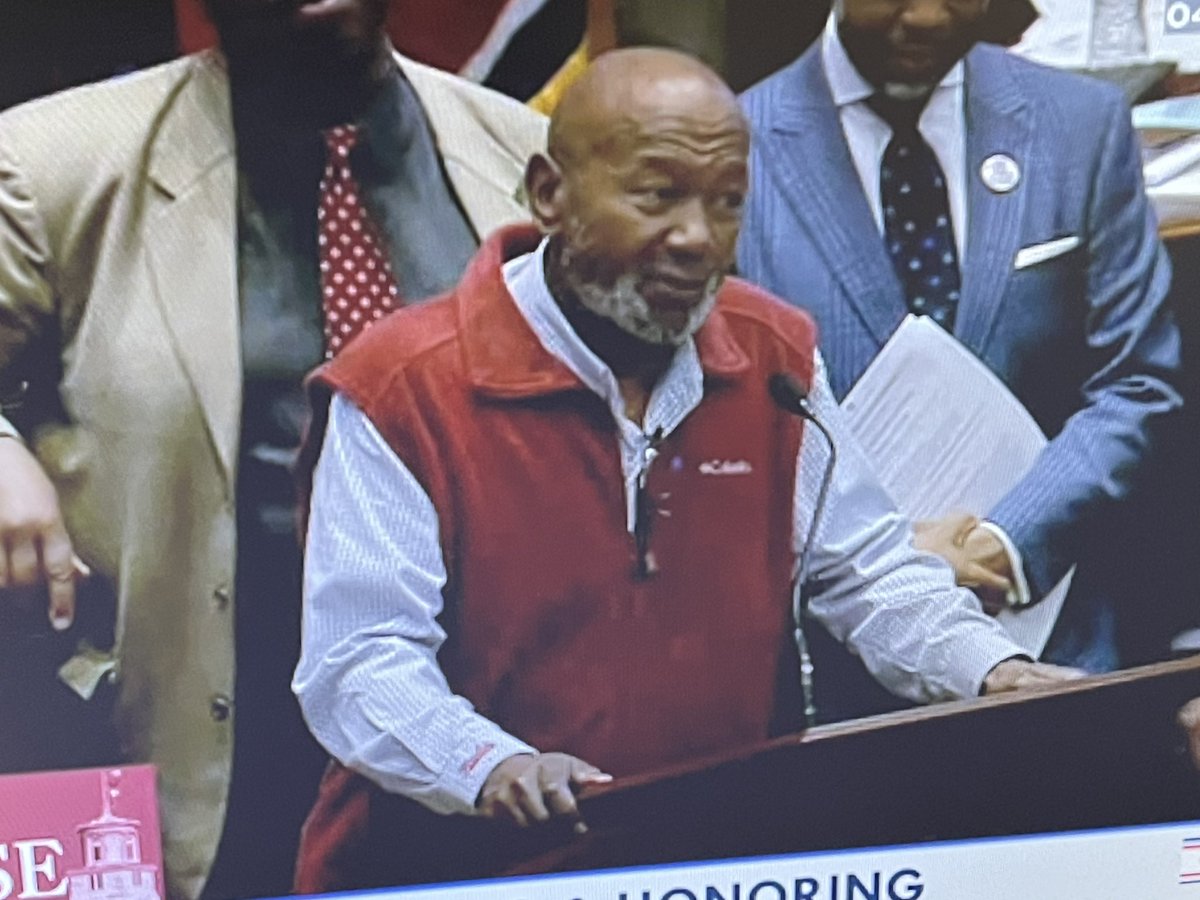 I’m glad to see @wkrn photojournalist (and former @nc5-er) Joe Gregory honored on the TN House floor today. He’s one of the kindest people I know. I hope retirement treats him well!