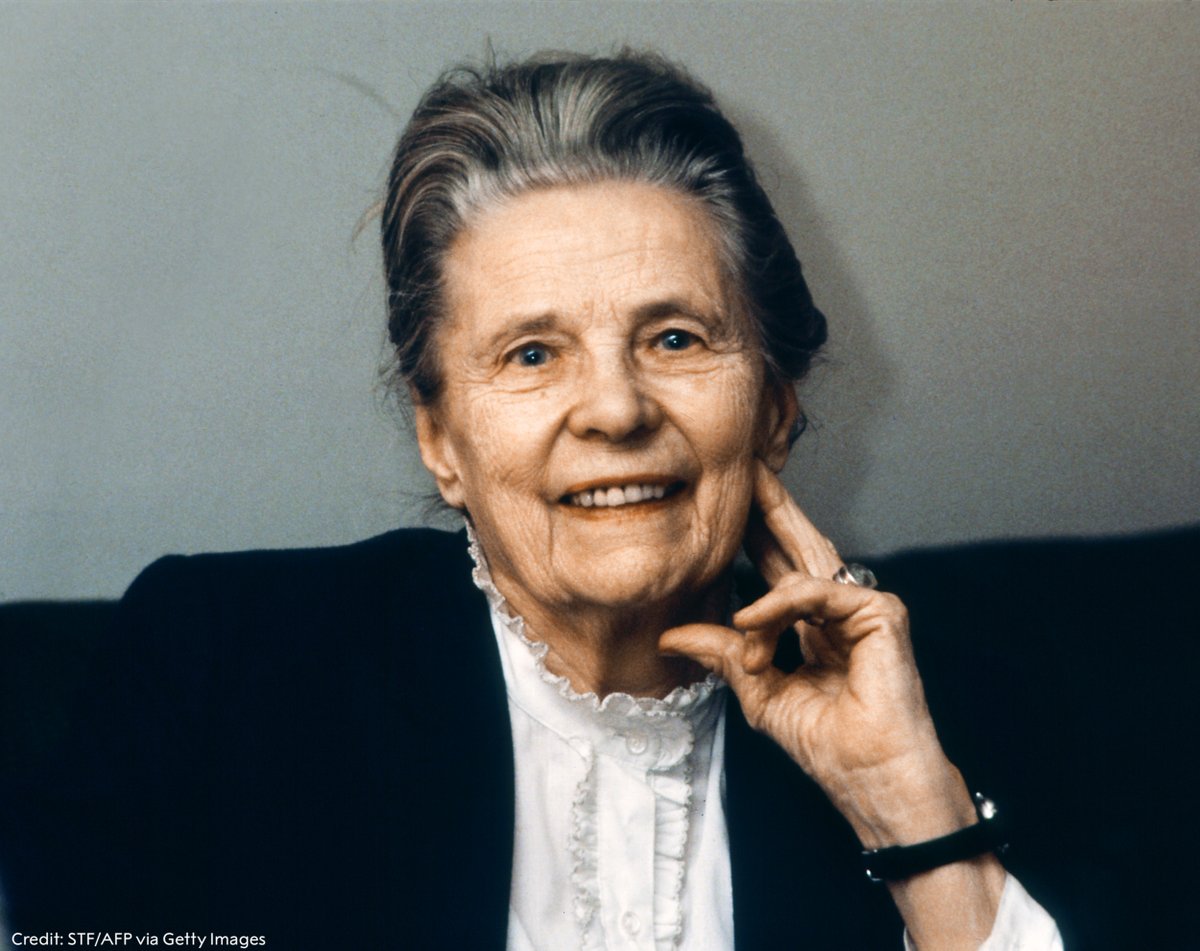'Without nuclear arms, we run less risk of being drawn into the orbit of the great powers, with their hyper-dangerous weapons. And after all, there is no defense against them.” - peace activist Alva Myrdal, awarded the 1982 #NobelPeacePrize Learn more: nobelprize.org/prizes/peace/1…
