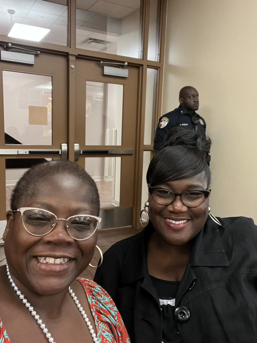 Emesha Calloway tweet media