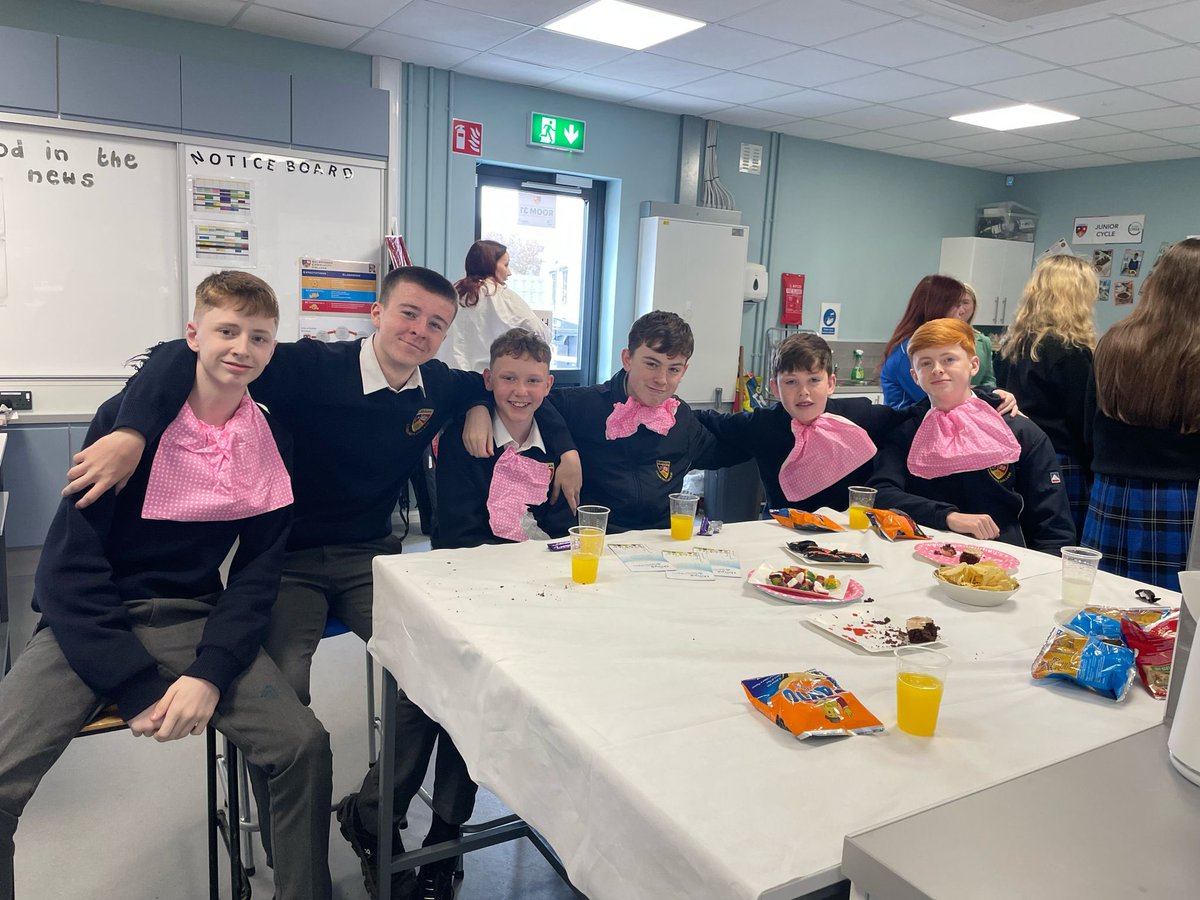 Empower were delighted to facilitate a Connect Cafe this morning with Balbriggan Community College and @ThriveBB Balbriggan. Connect Cafe’s are open spaces to discuss mental health awareness within the community. #EmpoweringFingal #mentalhealthawareness