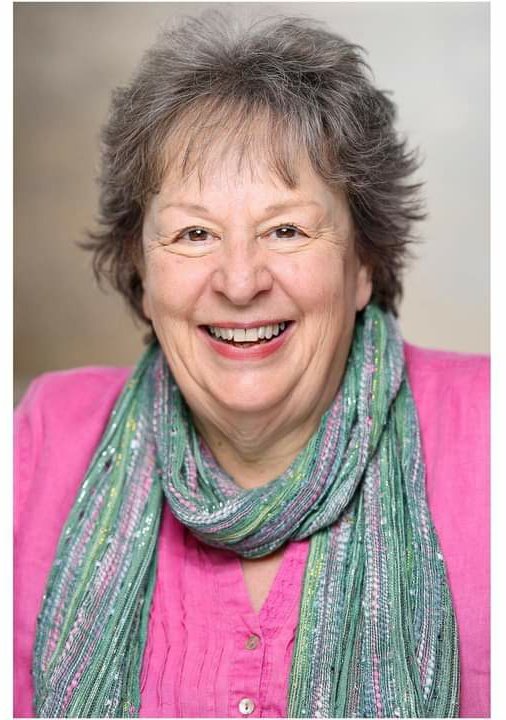 Break a leg to SARAH WHITLOCK who opens tonight in CALENDAR GIRLS <a href="/MillAtSonning/">The Mill at Sonning</a> have a great run and we can't wait to see it!
#actress #openingnight #calendargirls #casting