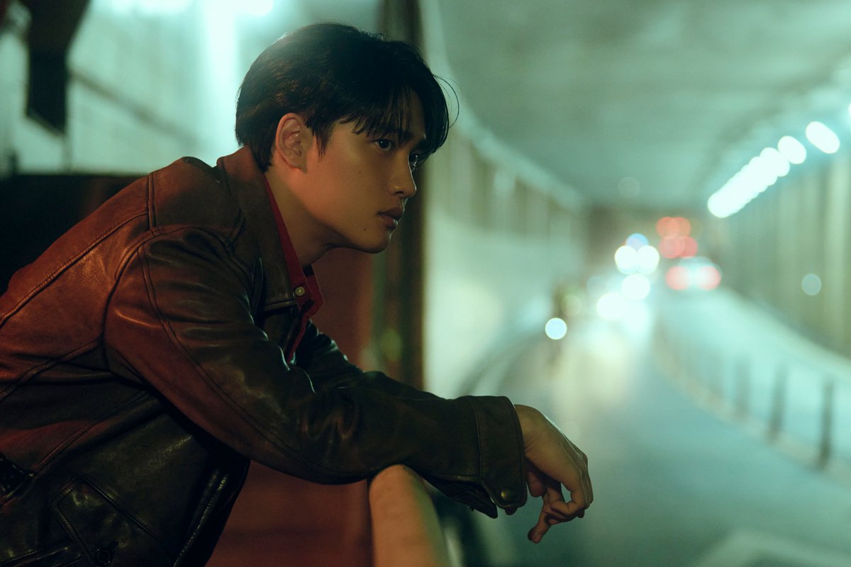 Time to chill with #DOHKYUNGSOO's MVs ❤️ 🌠I Do MV youtu.be/5vmJ_wq2NeA ❤️Somebody MV youtu.be/jNYVbmVIP4A 🎤It's Live youtu.be/7t10b4T-amM Reply with your streaming proofs & #PrepForDKS3 #DO(D.O.) #도경수 @companysoosoo_