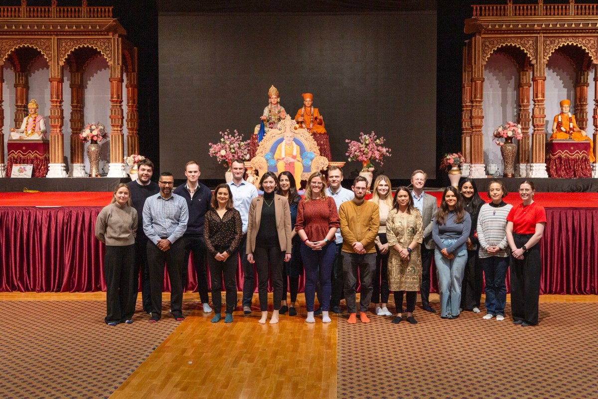 Heartfelt congratulations to @Lindy_Cameron on her new role as the British High Commissioner to @UKinIndia. It was a pleasure to welcome and host the @FCDOGovUK team to #Neasdentemple. Best wishes from everyone @BAPS for your success as we look forward to continuing our…