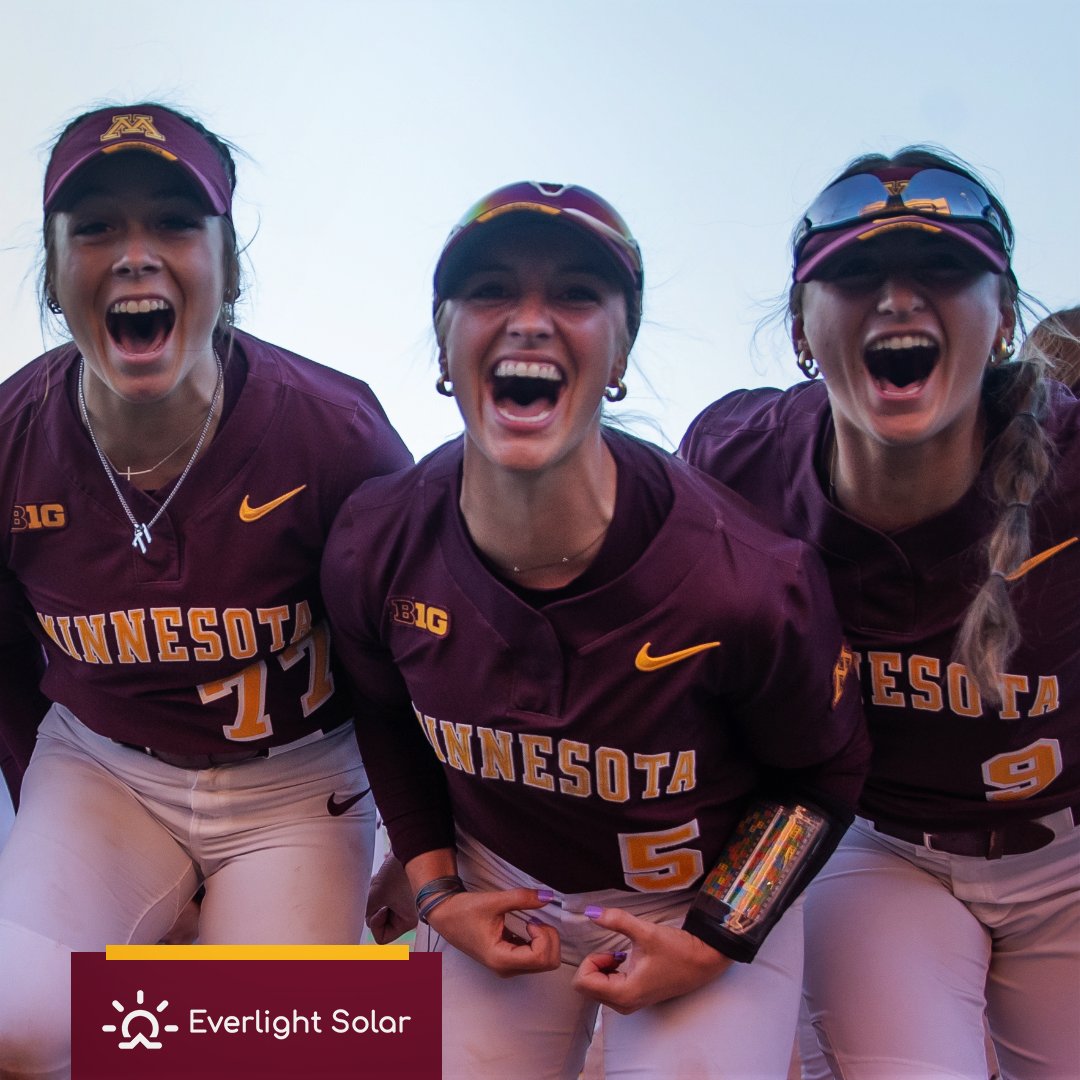 A sweep in our first series at home...the smiles say it all 😁😎🧹 @GopherSoftball x @everlightsolar