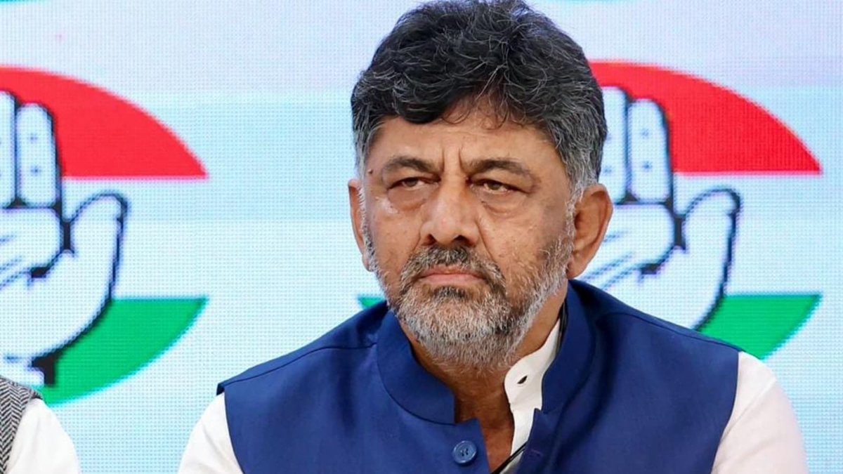 My prediction about Karnataka State Deputy Chief Minister 
D K SHIVAKUMAR, 
After SIDDARAMAIAH step down from Chief Minister post in April 2025 DKS won't get CM post,
He will remain Deputy Chief Minister only, 
One lady Going to be Chief Minister of Karnataka ✅️