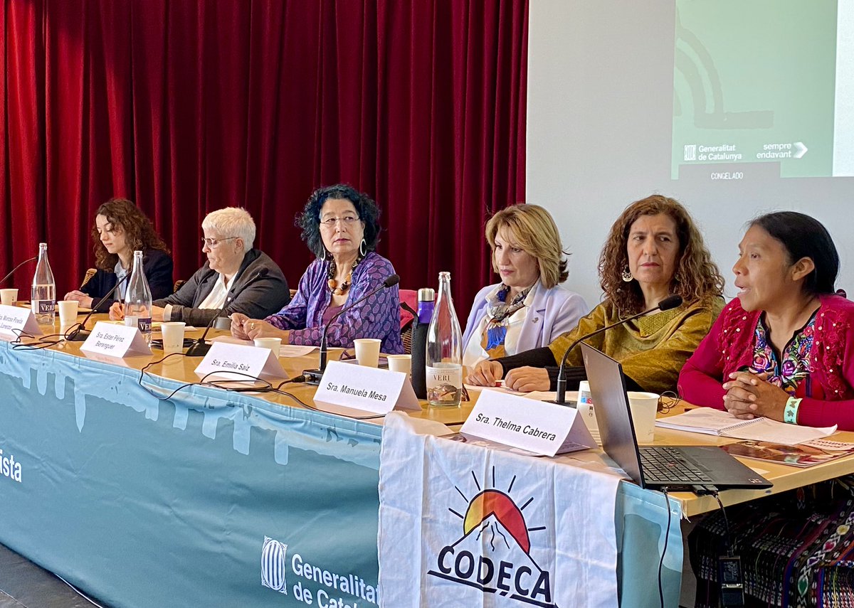 🟣Finalitzada la jornada de cooperació feminista de @cooperaciocat. Una aposta reivindicada des del sector que planteja el repte de dotar-la de contingut per no despolititzar-la. 📸@cooperaciocat