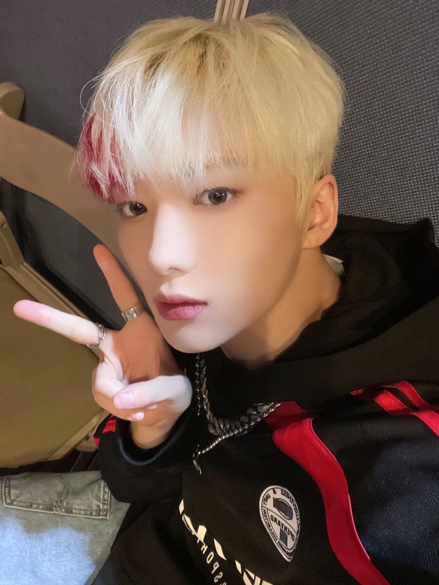 [#민재] 2주차 엠카도 출석 완😘
#xikers #싸이커스