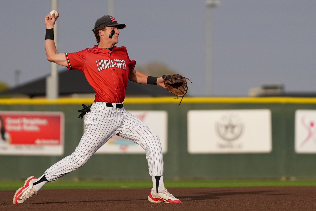 pixel5_'s tweet image. It runs in the family.

@marycatcook @Cook1Jude Gus Cook