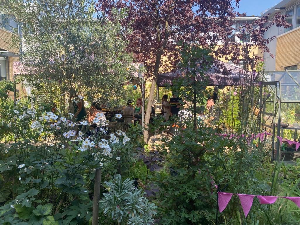 Save the Peckwater Centre Primary Care Site and Listening Space Garden - Sign the Petition! chng.it/VHnfRhRf2Q via <a href="/UKChange/">Change.org UK</a> @transitionstowns@KTCityFarm @ktvegbox <a href="/BrandonCentre/">BrandonCentre</a> <a href="/ChrisGPackham/">Chris Packham</a> <a href="/TheBMA/">The BMA</a> <a href="/global_gen/">Global Generation</a> <a href="/phxcrtworks/">Phoenix Court Works</a> <a href="/Bromley_by_Bow/">BromleybyBow Centre</a> <a href="/CollegeofMed/">College of Medicine</a> <a href="/camdencyclists/">Camden Cyclists</a>