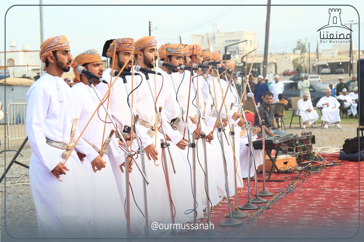 حضور كبير وتفاعل في ثاني فعاليات فرحة عيد بولاية المصنعة بالساحة المقابلة لحصن المصنعة بمشاركة فرقة بن وداد الحماسية ومسرح الأطفال ويستمر للساعة 9 مساءً الدعوة للاستمتاع بالفعاليات