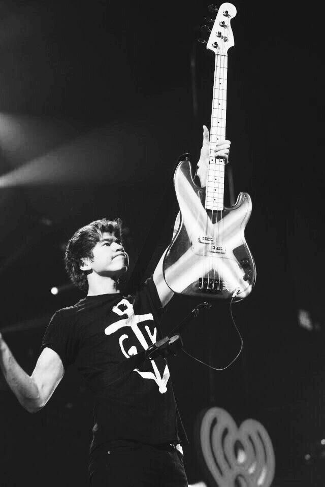 calum and his iconic bass