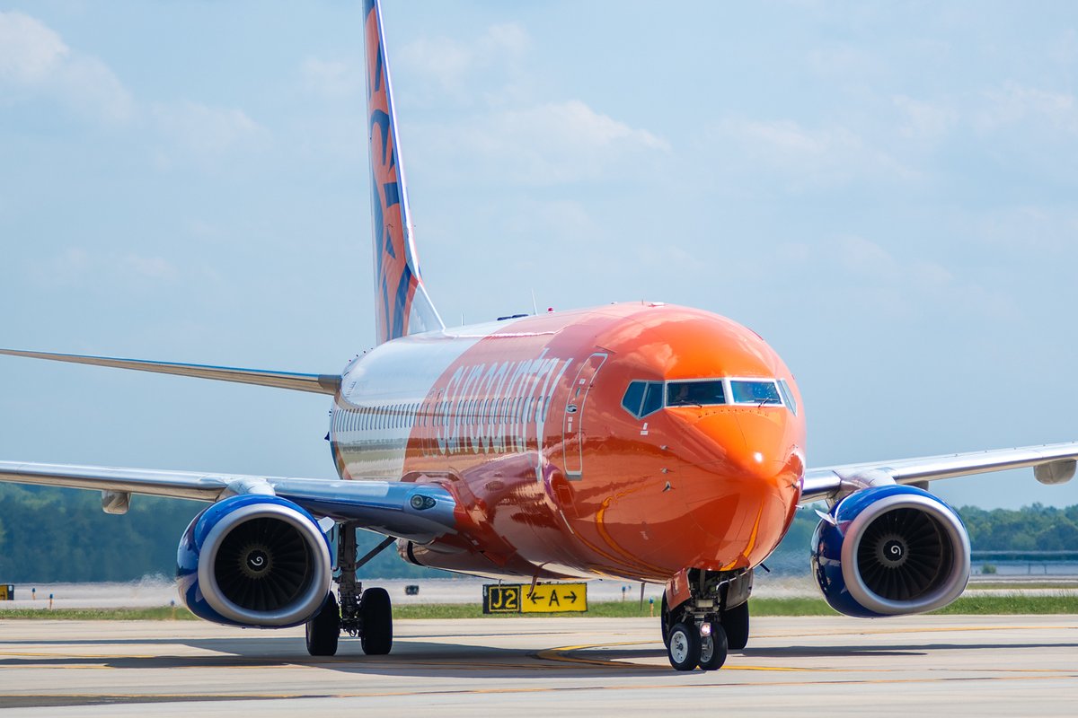 On the move! 🔶 @SunCountryAir will relocate to Terminal 1 when its seasonal service to Minneapolis (MSP) returns April 17. More info here ➡️ rdu.com/two-airlines-s…