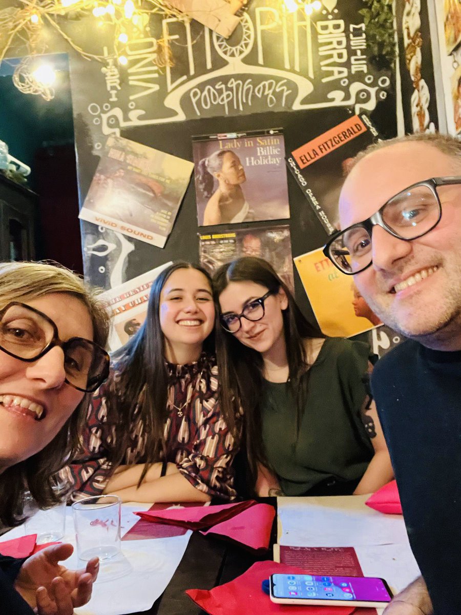 Very special days in Prato with @V_Mangiaterra for an intensive testing session with multilingual children on #multilingualmetaphors. Thanks to @jactorregrossa for accompanying us into this amazing world. Thank you, maestra Sandra, for taking care of our future so brilliantly❤️
