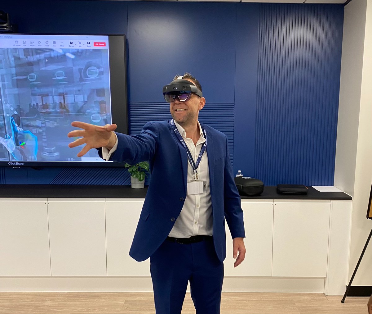 'The tide of the progressive workplace can lift all boats'

"From the workplace and recruitment to technology and training, it is down to commercial vehicle sector businesses to be willing to succeed by embracing new solutions"

<a href="/WillReeves71/">Will Reeves</a> 💬

➡️ smmt.co.uk/2024/04/the-ti…