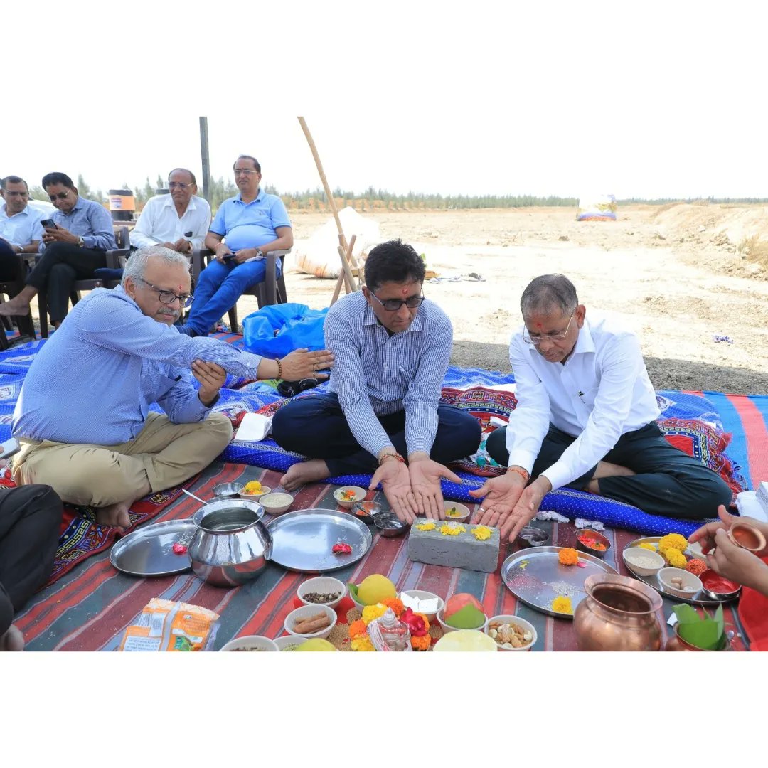 SRK Knowledge Foundation tweet media