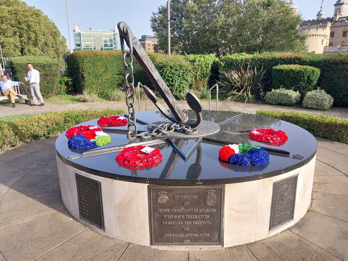 As we prepare for #DDay80, we reflect on the sacrifices made by our #veterans, whose courage and resilience shaped the course of history 🎖️ Read our latest blog to learn about our ongoing support for #SeafaringVeterans and their families 👇 #SeaVet theseafarerscharity.org/news/honouring…