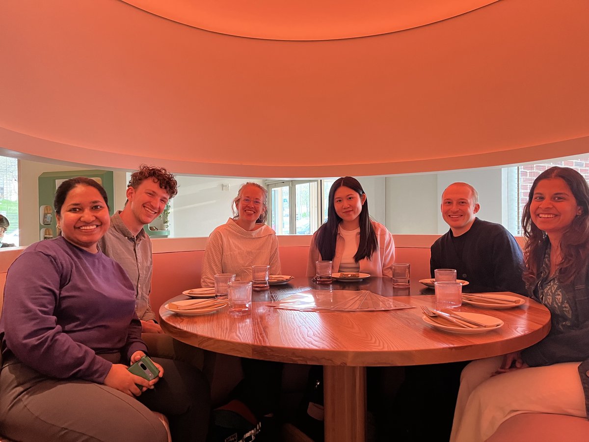 Elizabeth Delmelle (@drdelmelle) on Twitter photo So thankful for the insightful visit from <a href="/emilymbadger/">Emily Badger</a> for sharing with <a href="/penn_planning/">Weitzman Planning</a> and <a href="/PennMUSA/">PennMUSA</a> students what it takes to create those visually appealing <a href="/UpshotNYT/">The Upshot</a> articles we all love. So thankful for the insightful visit from <a href="/emilymbadger/">Emily Badger</a> for sharing with <a href="/penn_planning/">Weitzman Planning</a> and <a href="/PennMUSA/">PennMUSA</a> students what it takes to create those visually appealing <a href="/UpshotNYT/">The Upshot</a> articles we all love.