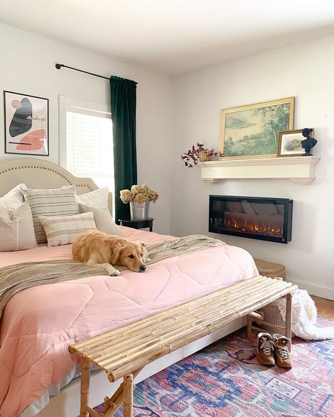 Happy National Pet Day! 📷 📷 Don't forget to spend quality time with your animal best friends today!
📷  Touchstone Electric Fireplace Installation by HonestCooke
#nationalpetday #petday #electricfireplace #touchstonehomeproducts