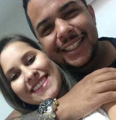 CrimesReais's tweet photo. Homem mata namorada após ela ser abusada sexualmente pelo cunhado do namorado. A família dele disse que ele "confundiu" o estupro com traição. https://t.co/K3z0STT5Tg
