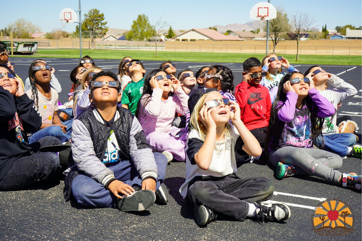 Rio Vista students couldn’t believe their eyes during Monday’s solar eclipse! Ms. Highsmith even brought her disco ball out to show students how the eclipse affects the reflections.