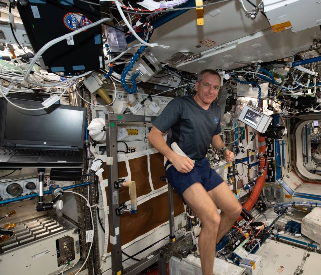 Another CARDIOBREATH session completed aboard @Space_Station! This research delves into the effects of weightlessness on astronauts’ cardiovascular and respiratory systems, with implications for healthcare on Earth. Learn more about this Canadian study: asc-csa.gc.ca/eng/sciences/c…
