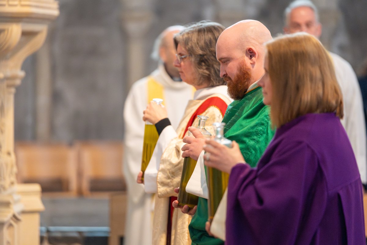 *Clergy Vacancies*. 

"I would highly recommend working for the Diocese of Norwich. It's an amazing place, it feels like a friendly Diocese where people from all church traditions and backgrounds are welcome." Revd Fiona Munn.

ow.ly/oy5450RcX0R