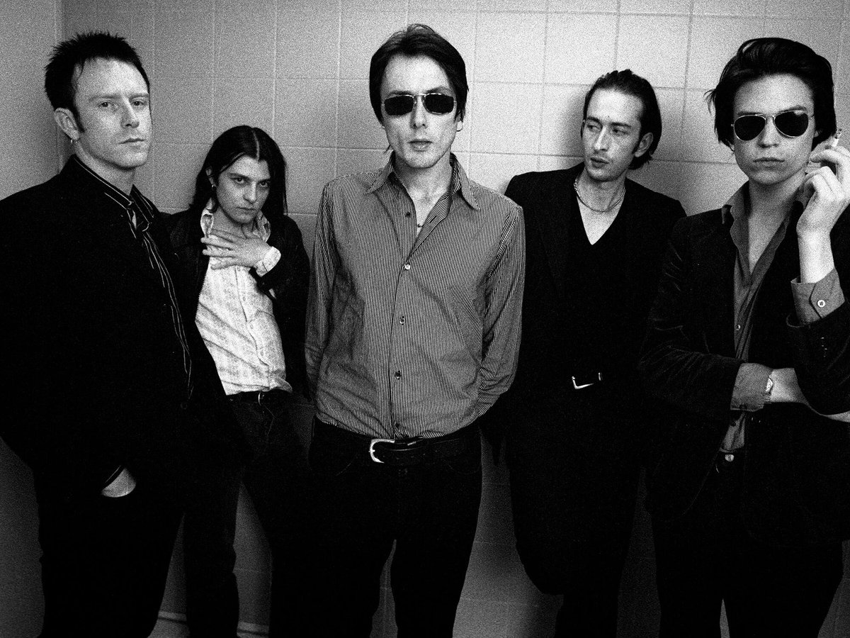 📍Amsterdam, 1996 Photo by Paul Bergen - SuedeHQ