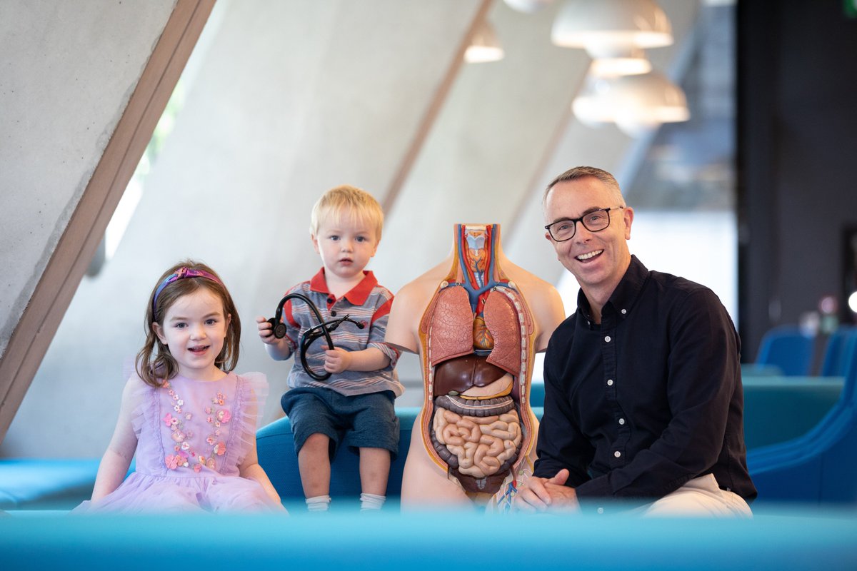 Children's Health Ireland are delighted to announce new research with @rcsi_irl that has found a drug targeting the cause of #cysticfibrosis is safe and effective in babies as young as four weeks old.

Read more on the study here➡️shorturl.at/GZ479