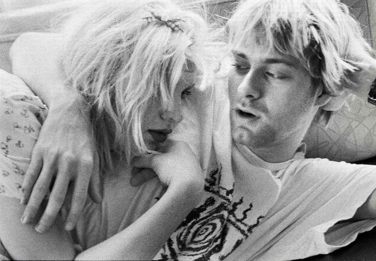 “They were a loving family at home but they were rock and roll, and did exactly what they wanted.” 📸Guzman. Courtney Love and Kurt Cobain, Los Angeles, September 23, 1992.