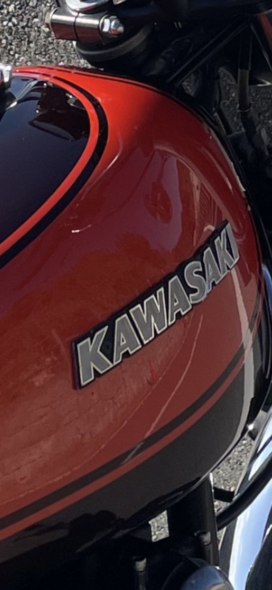 #ドアップ選手権
KAWASAKI  750RS