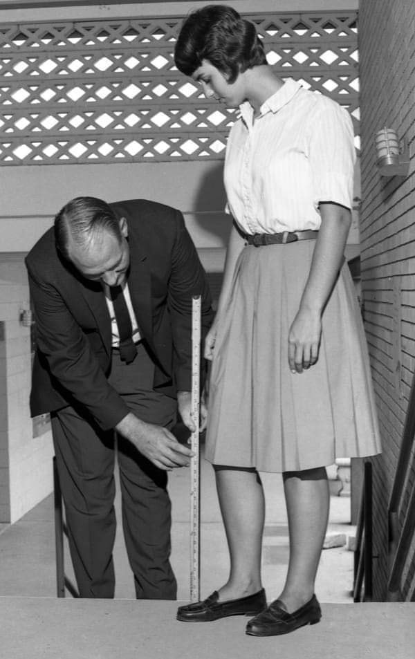 📌This is a shot of a HS principal checking a girl's skirt length in 1965 -- or as Republicans call it, 2024.