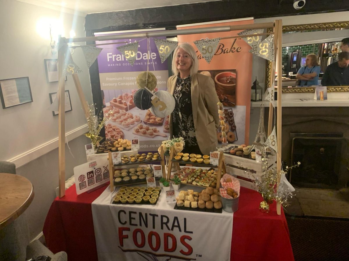 Busy day @DEfoodservice Show at The Newton House, Hayling Island today - come along and say hello & see how our lovely sweet & savoury products from @FrankDaleFoods, @TipiakFSUK, @PorkFarms & @kater_baked can freshen up your menu 😋 #frozen #foodservice #catering #distribution