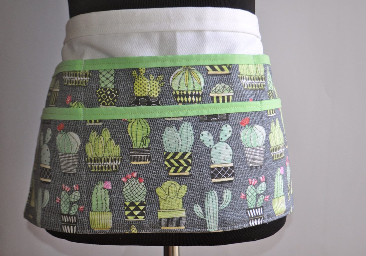 Cactus Pocket Apron for Teachers and Vendors tuppu.net/c1e3689c #craftbizparty #craftshout #GardeningApron