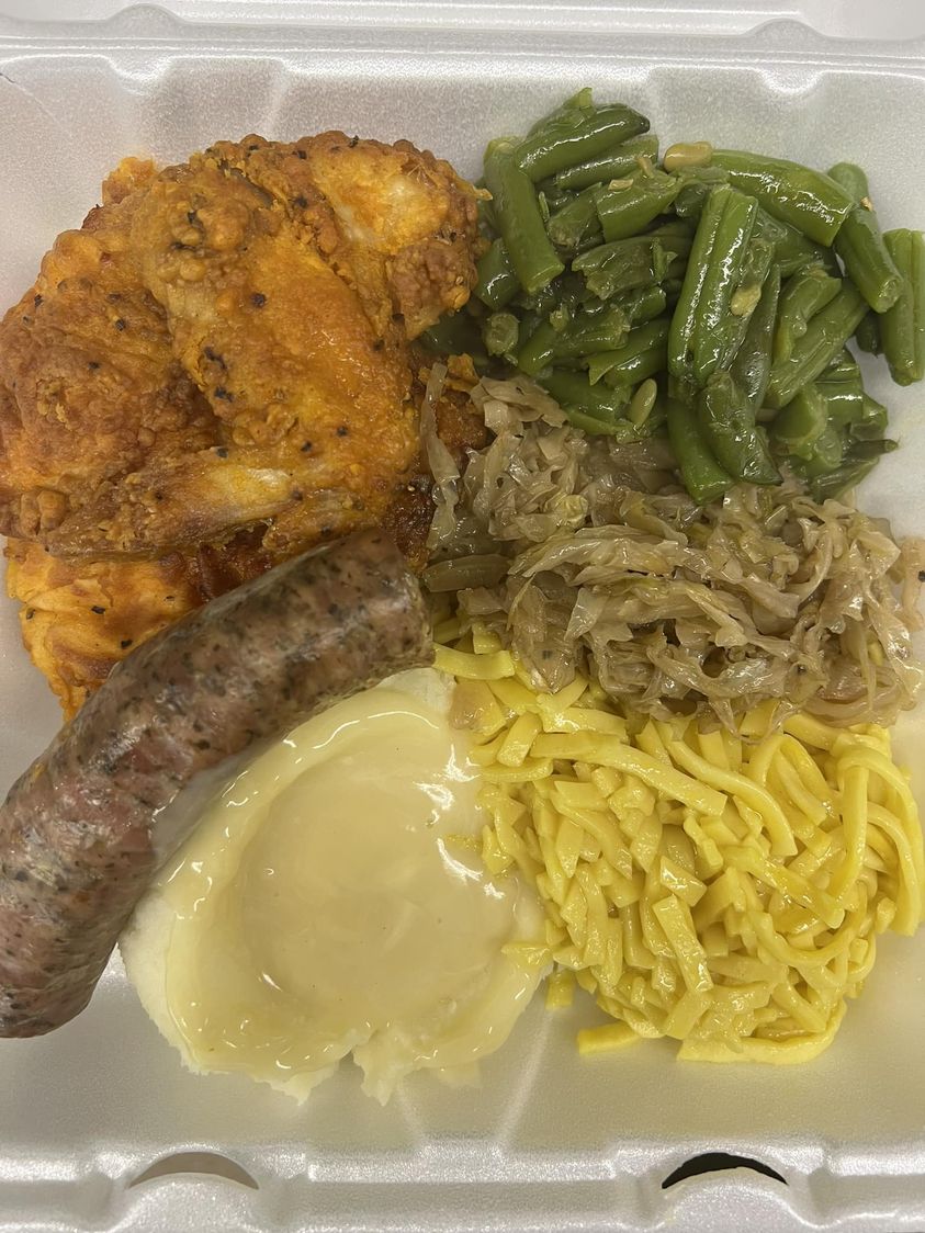 Dropping off some Polish dinner boxes for the crew aboard 
<a href="/dancer_sport/">Line Dancer Sport Fishing</a>