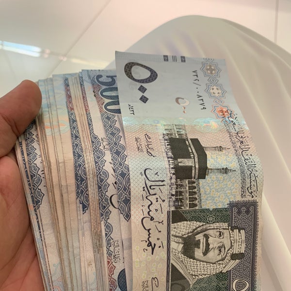 عيديه "15" الف ريال ل ثلاثة فائزين 🔥💙

كل اللي عليك تسويه
- تابعني فقط!
- رتويت واكتب تم🤩

السحب بيكون من الرتويت عشوائي وفالكم التوفيق😍🔥🔥🏃‍♂️