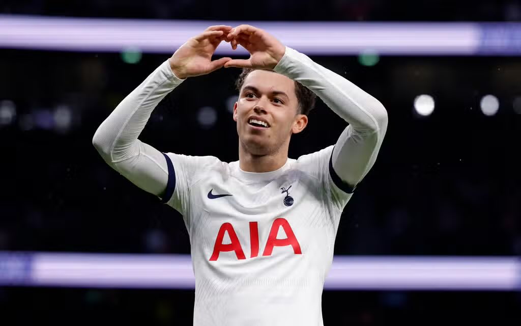 🎙️| Brennan Johnson on his season at #Spurs so far: “It’s been a season of ups and downs for me personally and probably as a team as well. Overall, I think we’ve had a good season, we’ve transitioned to play a new style of football really well, obviously there’s been times where…