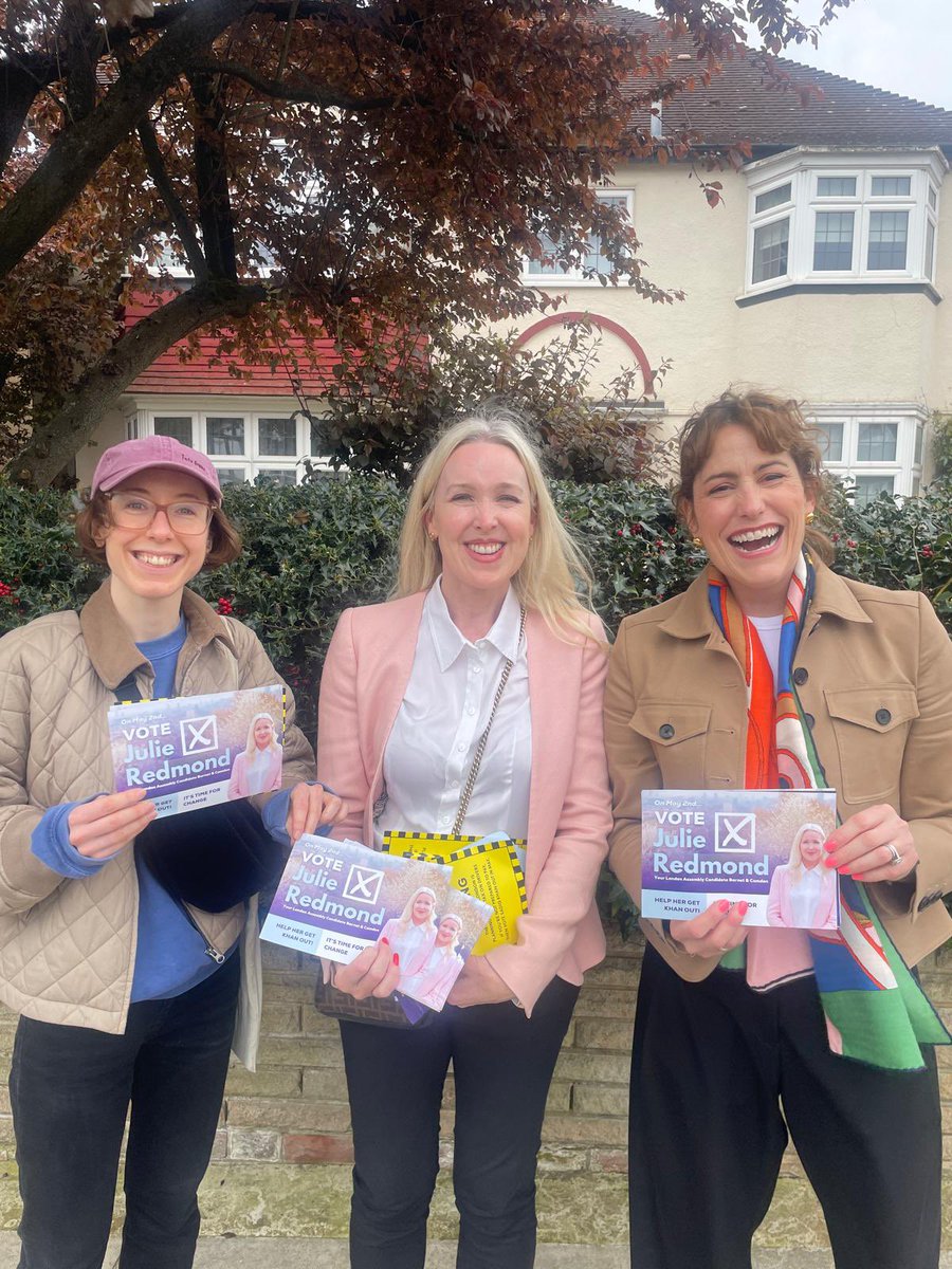 Great to meet the Secretary of State for Health and Social Care @VictoriaAtkins today whilst out in Barnet canvassing for @JulieredmondW ahead of the London Mayoral and GLA elections on 2 May!