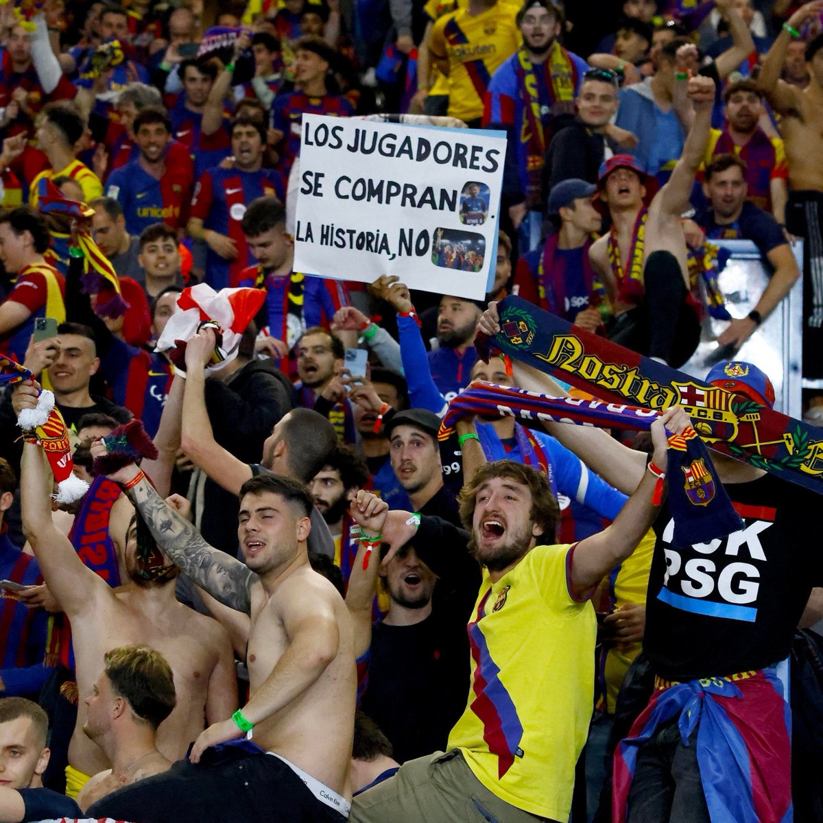 _BeFootball's tweet photo. « Les joueurs s'achètent, l'histoire non ».

Le message sur une pancarte des supporters du Barça au Parc des Princes hier soir 👀

📸 @BarcaUniversal