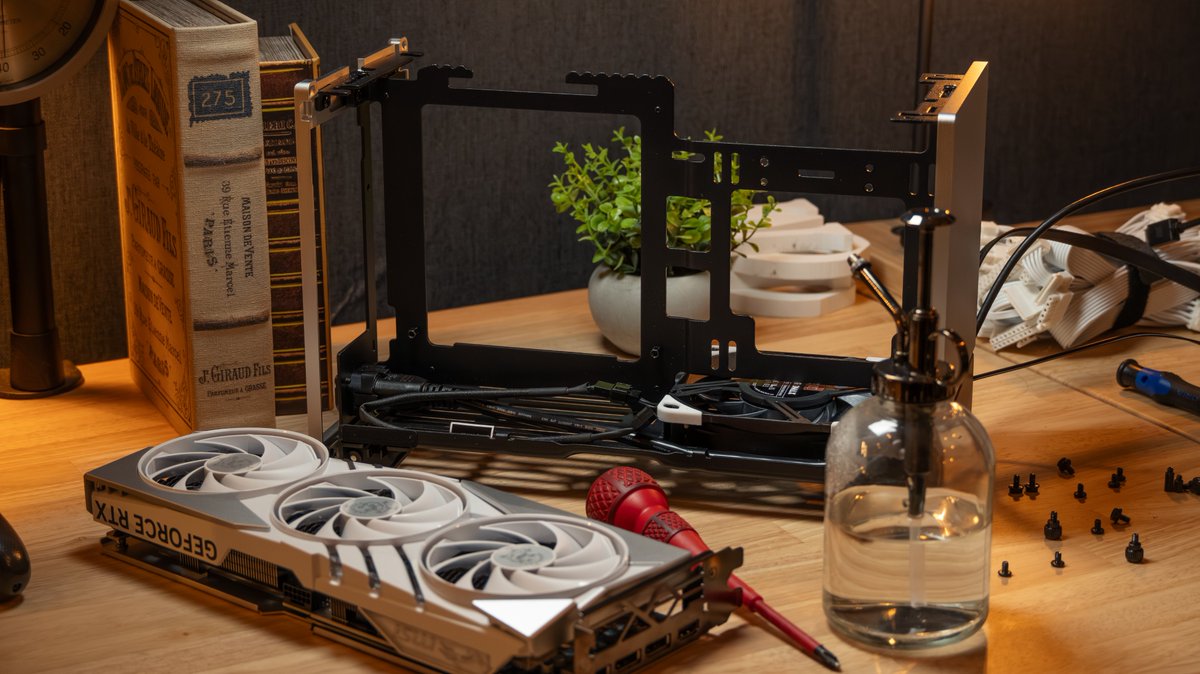 男の子はこういう作業中のごちゃってした感じが好きなんでしょ？？？？私には解るよ