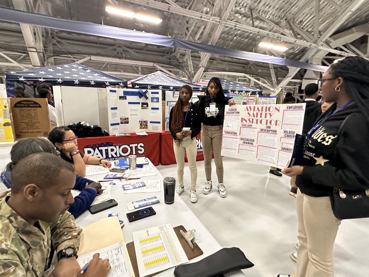 450 students attended the Aerospace Aviation Competition Summit on March 6th, 2024!

#patriotstech #aerospace #aviation #STEM #stemactivities #STEMforkids