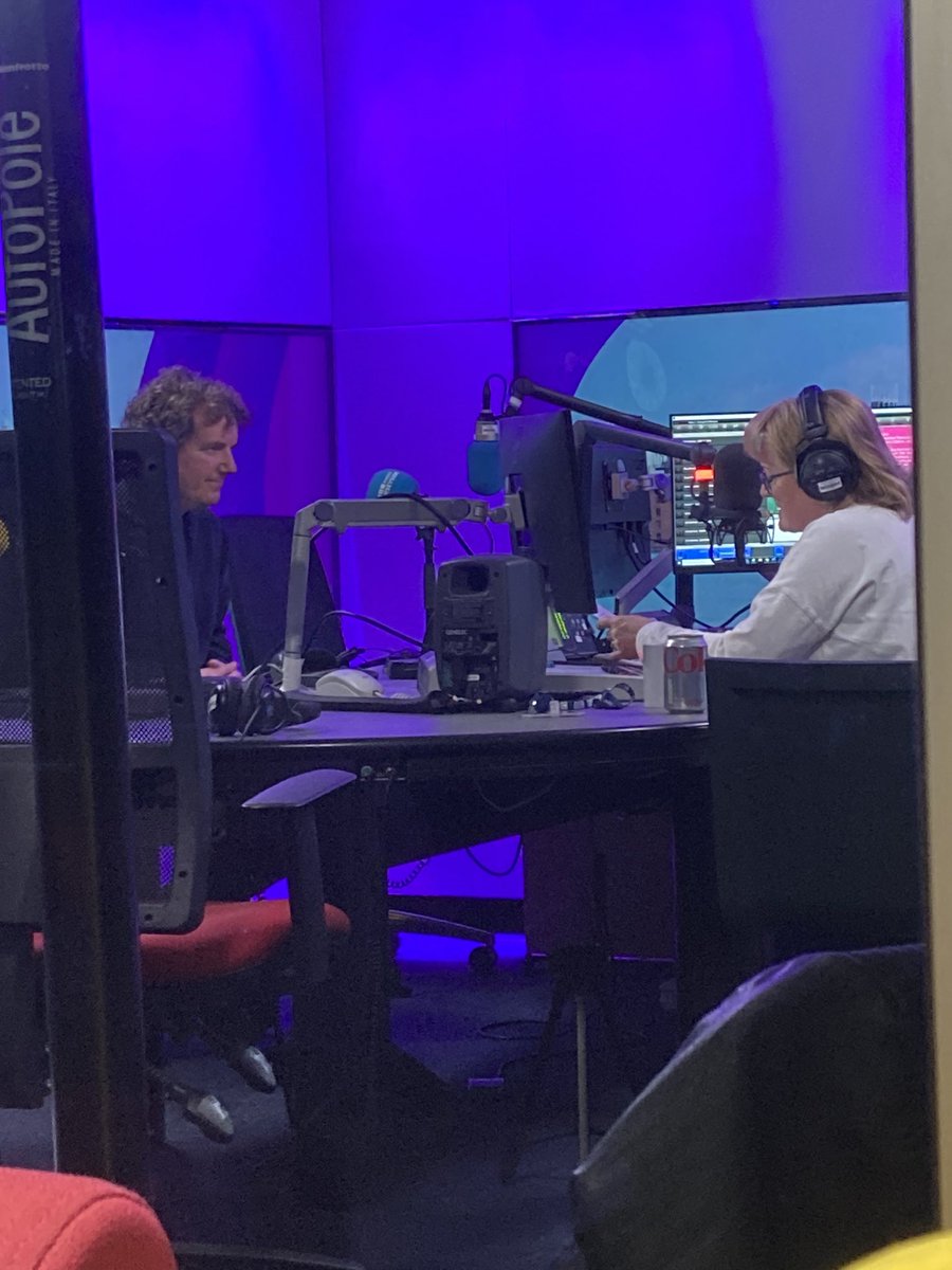 Talking all things ⁦@TheThinkerHub⁩ this afternoon with ⁦@helenjonesradio⁩ on BBC Radio Merseyside 📻 thethinkerhub.com