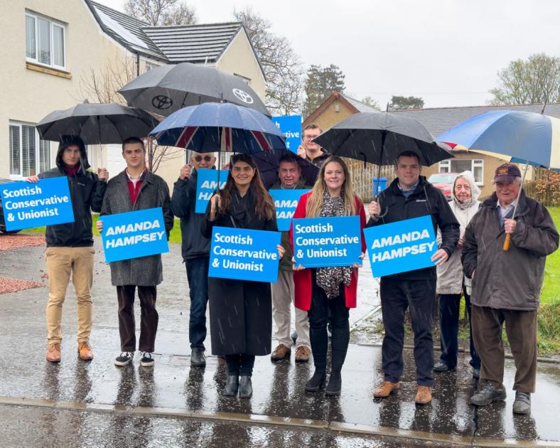 Douglas Ross has urged Labour and Lib Dem voters to back his party during a campaign visit to Argyll and Bute. dlvr.it/T5N3g8 🔗 Link below