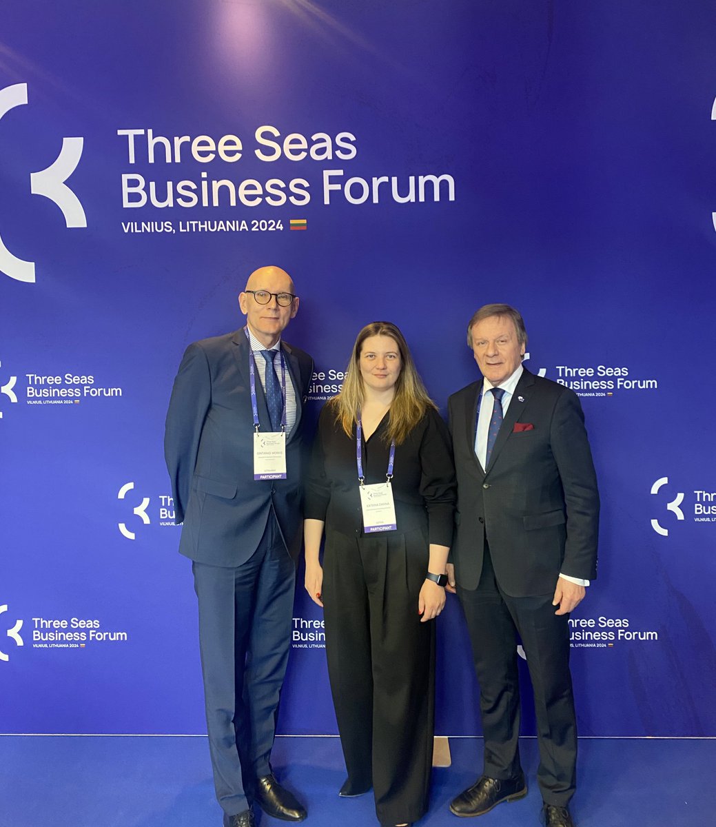 The @3seaseu Summit & Business Forum unites also members of @employers_EESC . Nice to meet and discuss regional cooperation for economic growth close to home! #3Seas #LTRK