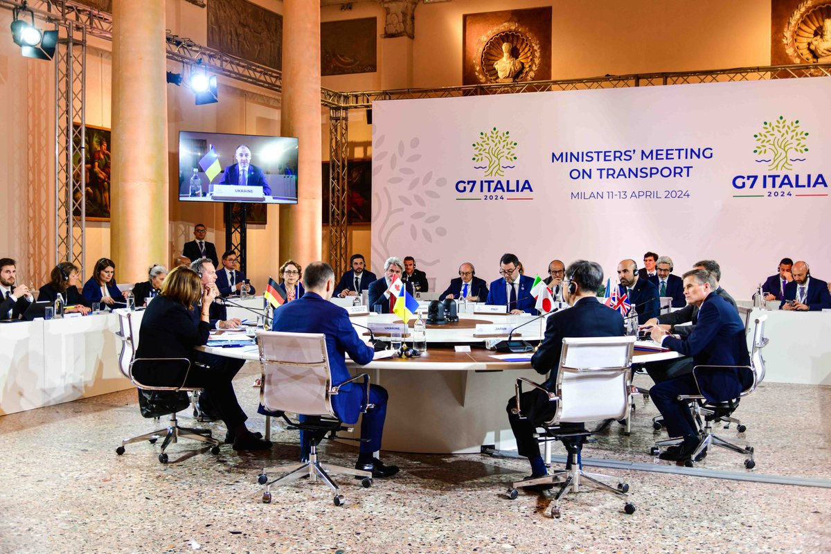 Special working session of the #G7 Transport ministers' meeting devoted to cooperation with Ukraine. #G7Italy