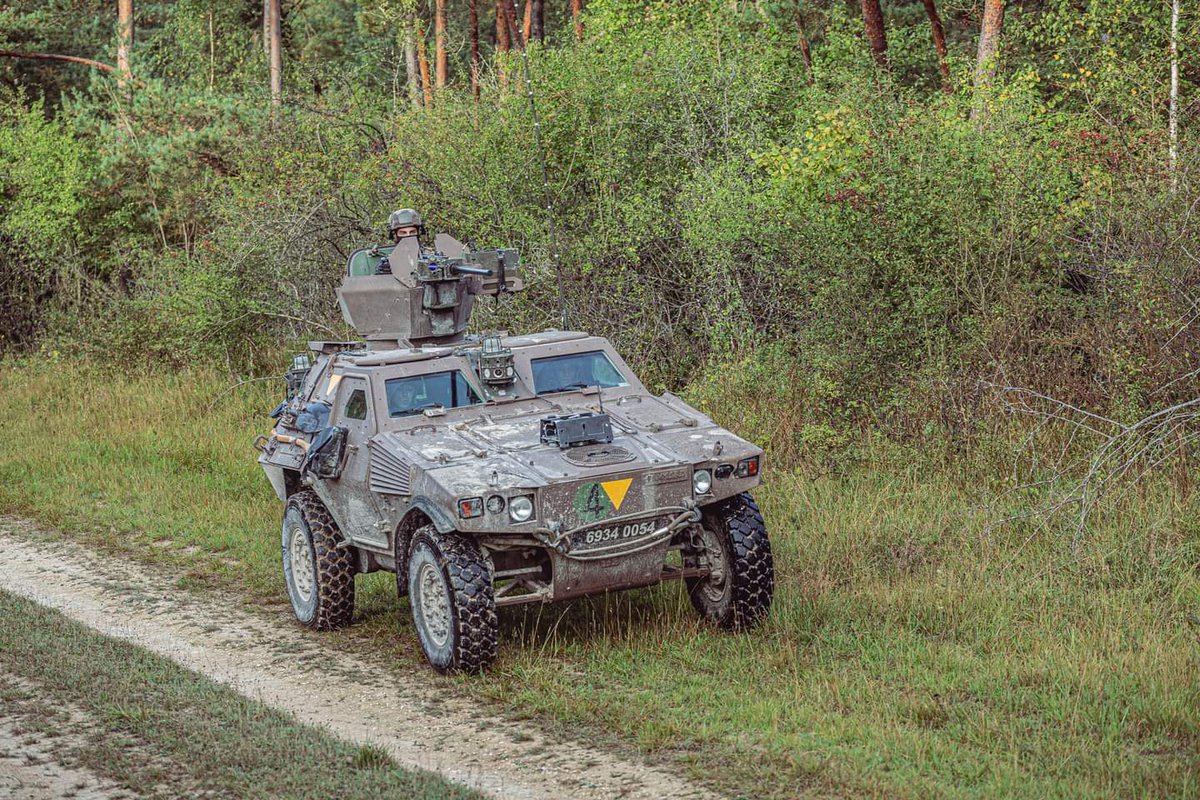 1er régiment de Chasseurs tweet media