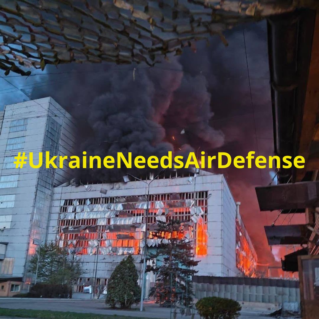Le besoin en défense aérienne est primordial. Chaque minute d'hésitation c'est des destructions et des morts supplémentaires. Face à l'indecision des États Unis, les alliers européens doivent être unis et déterminés pour protéger l'#Ukraine et l'#Europe. #UkraineNeedAirDefense